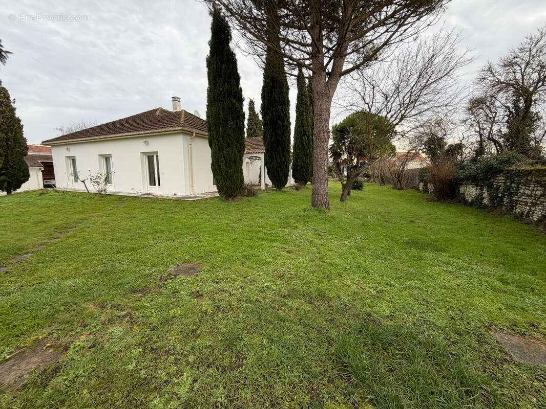 Maison à CHATELLERAULT
