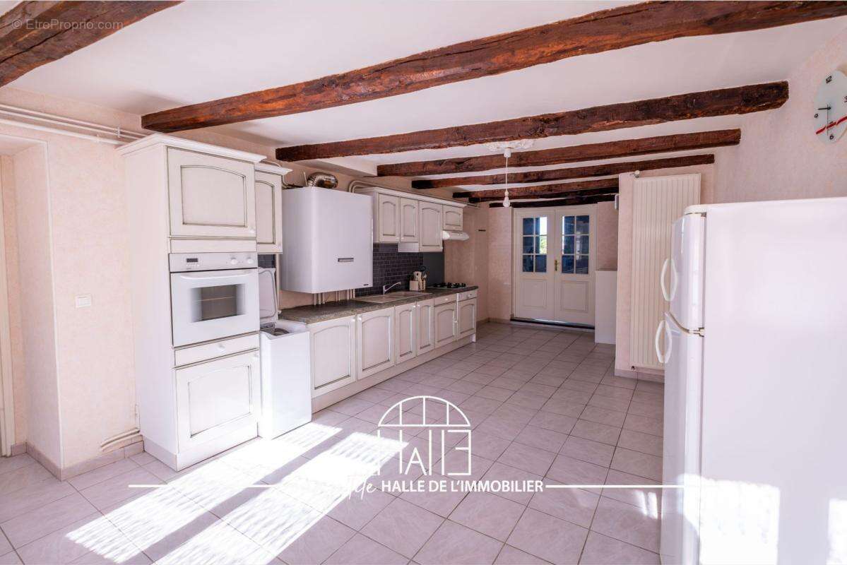 Maison à VERNEUIL-SUR-VIENNE