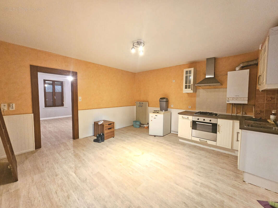 20251024_142856 - Appartement à SAINT-ETIENNE-LES-REMIREMONT