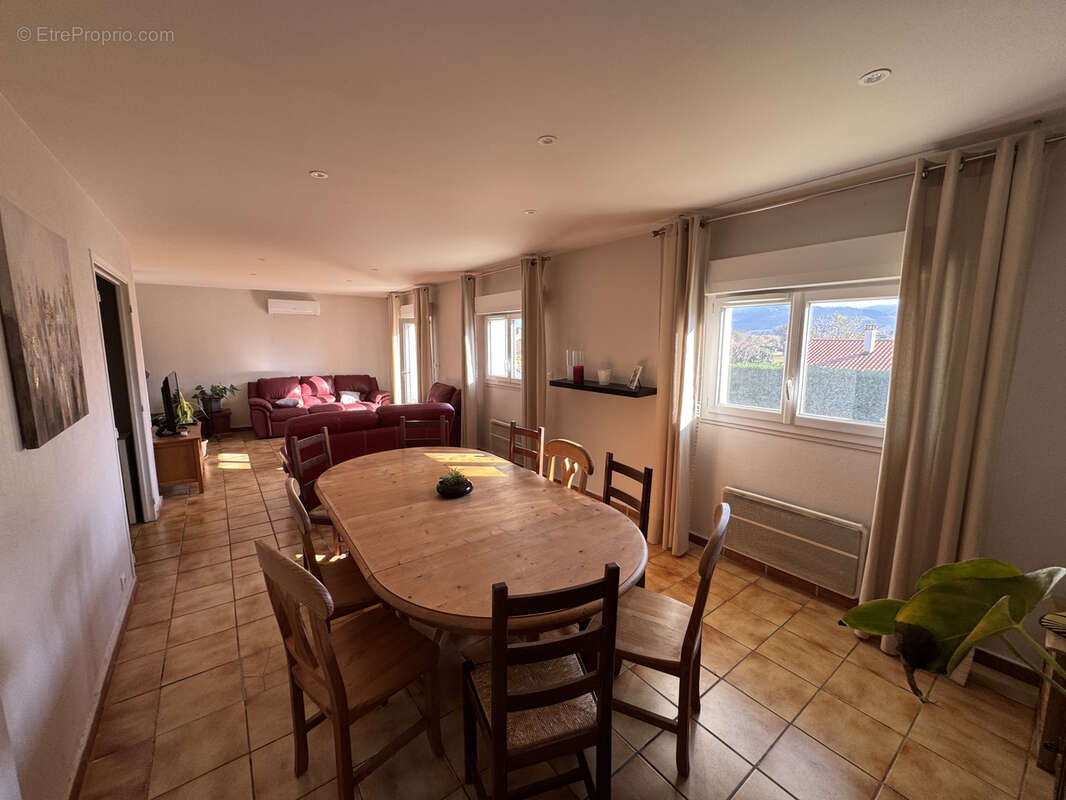 Maison à PAYRIN-AUGMONTEL