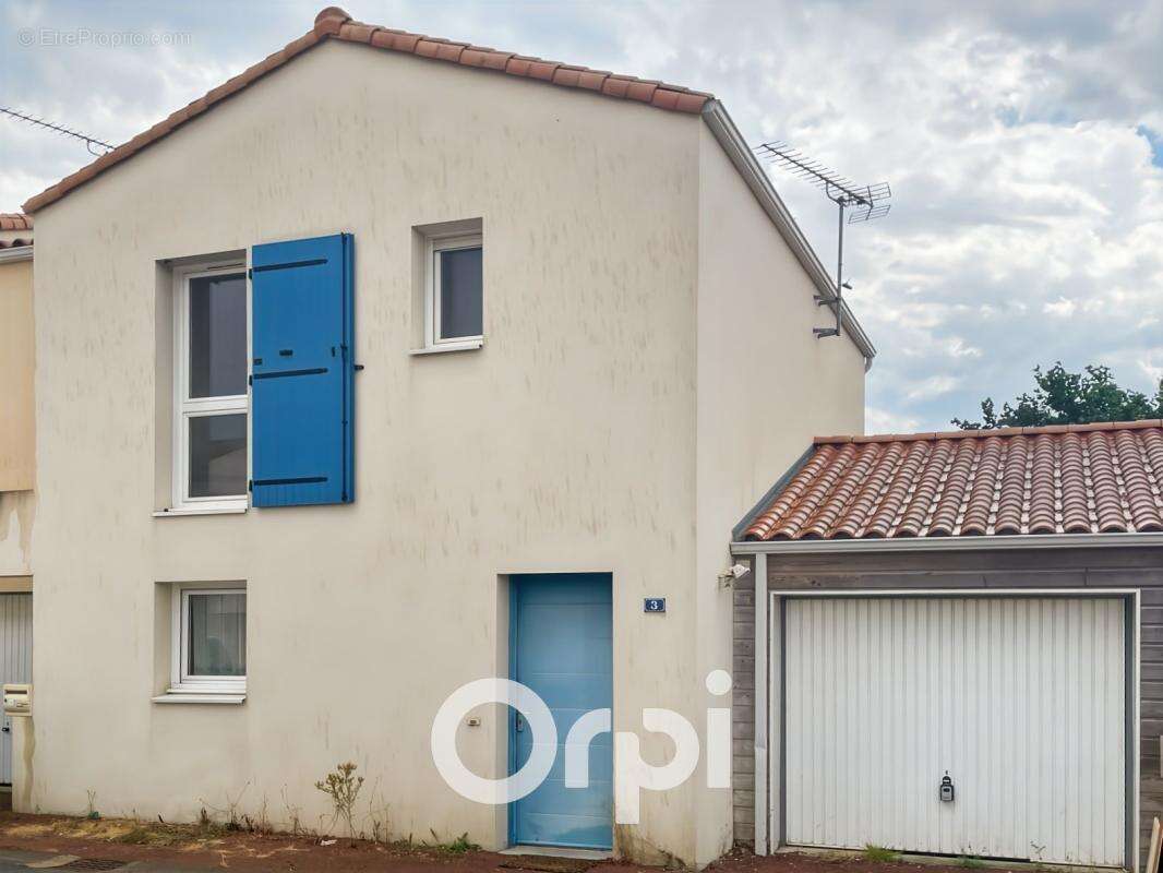 Maison bourg d'Olonne 2 chambres - photo 3