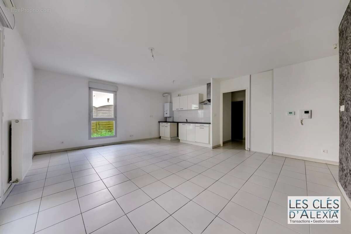 Appartement à DECINES-CHARPIEU