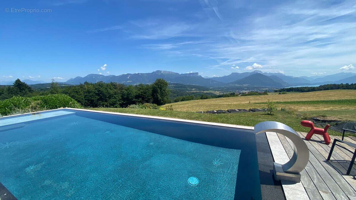 Maison à LES OLLIERES