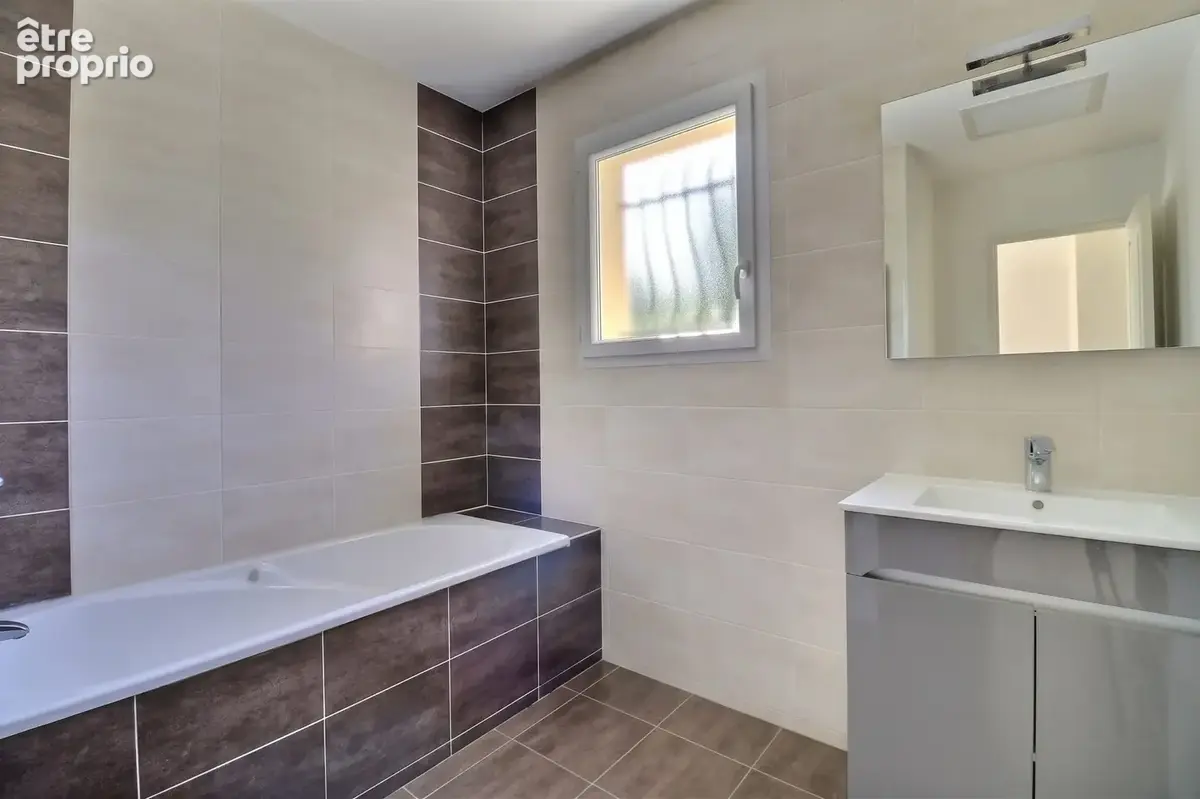 Maison 5 pièces 111 m² à vendre à Chamalieres (63400) - photo 8