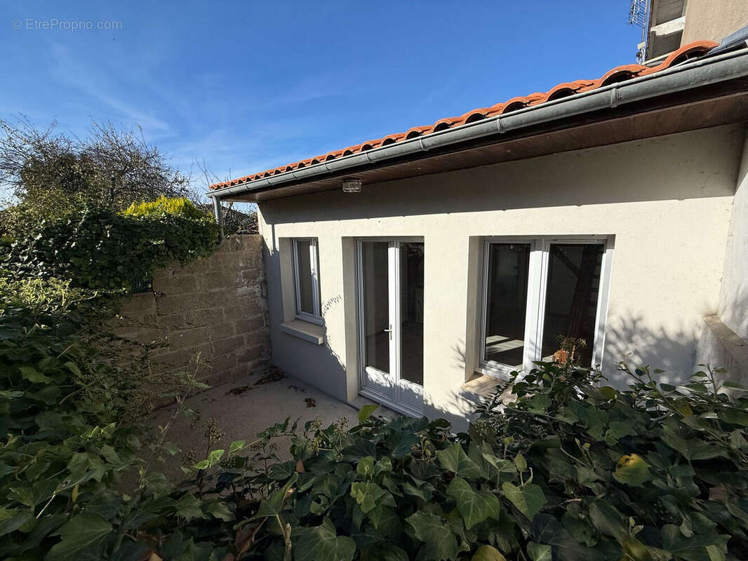 Maison à MESCHERS-SUR-GIRONDE