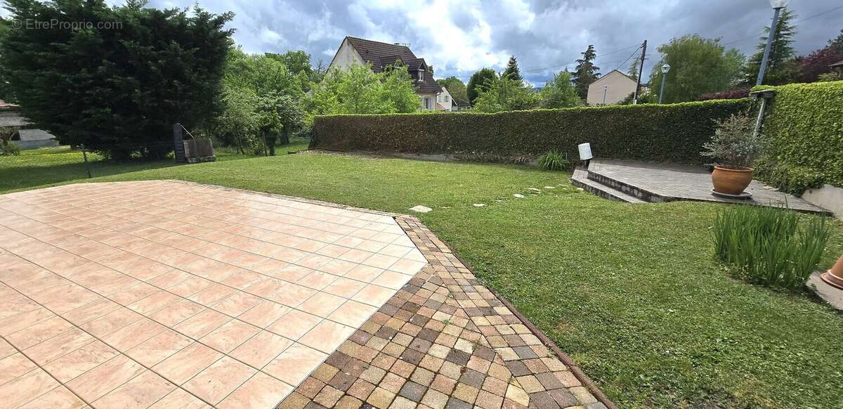 Maison à TOUL