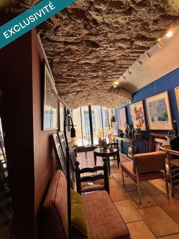 Photo 5 - Commerce à LOURMARIN