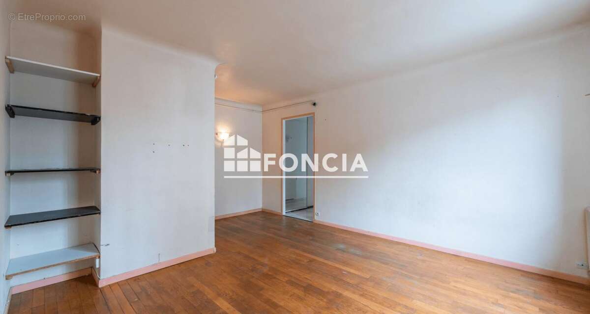 Appartement à AUBERVILLIERS