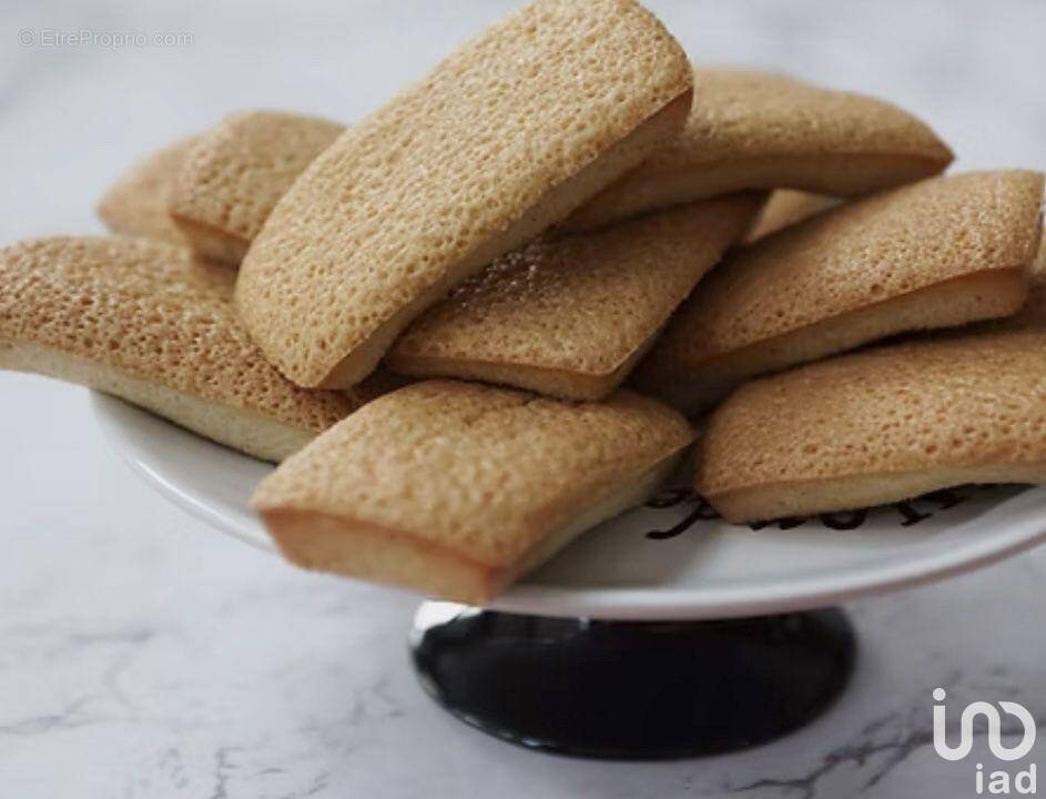 Photo 1 - Commerce à TOULON