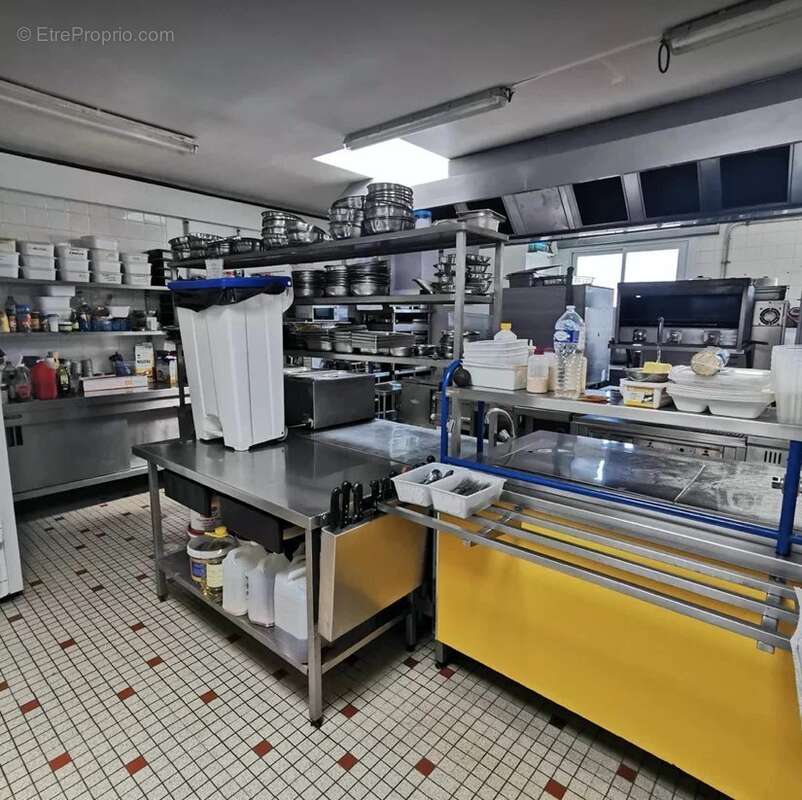 Commerce à GUISCRIFF