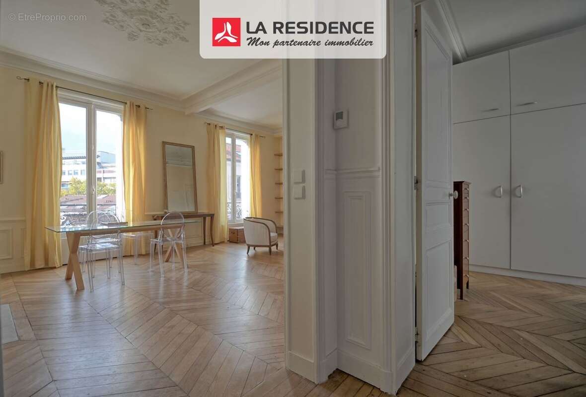 Appartement à LEVALLOIS-PERRET