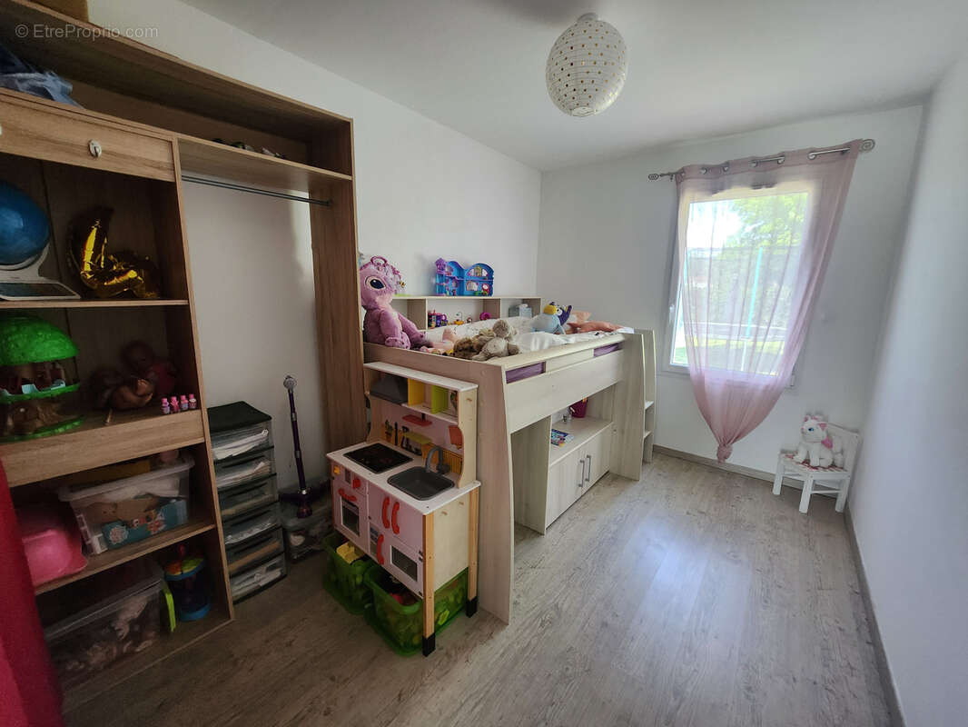 Maison à POUILLE