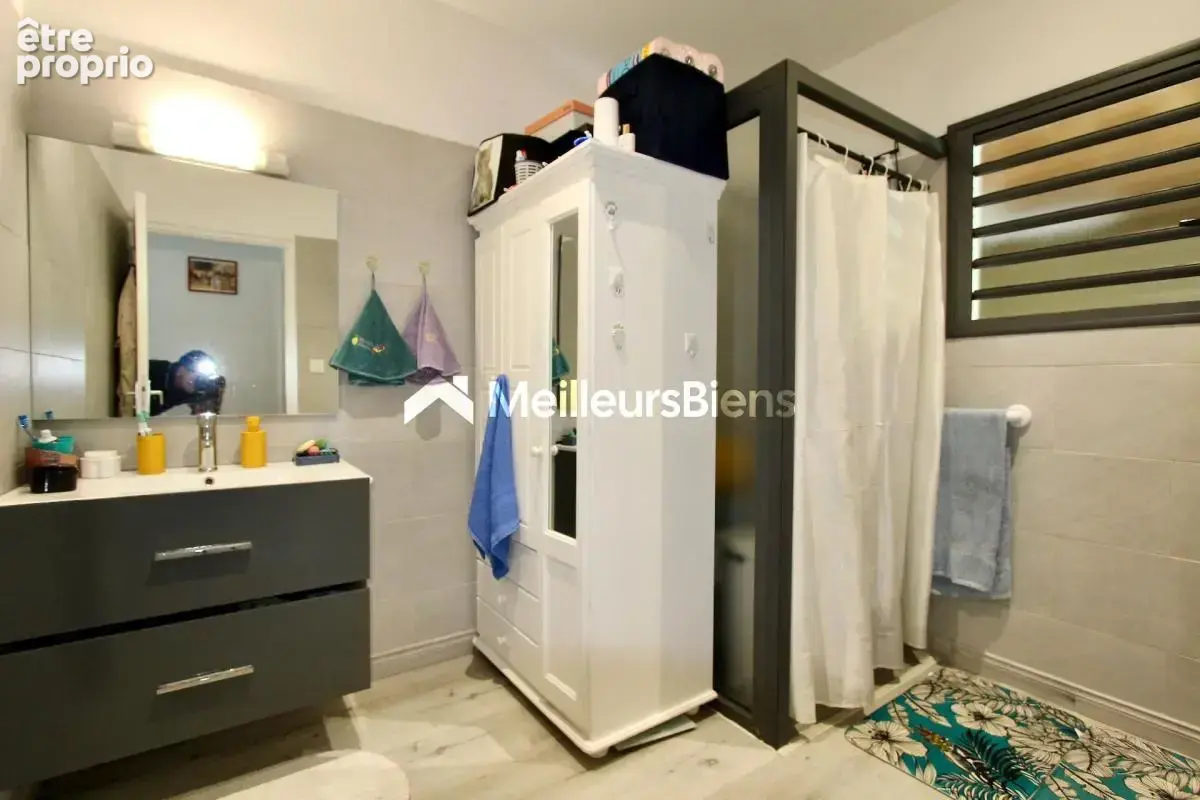 Petite-Île – Piton Goyaves 97429 - Maison contemporaine de 2020 de plain-pied sur 730 m² de terrain - 489 000 € - photo 13