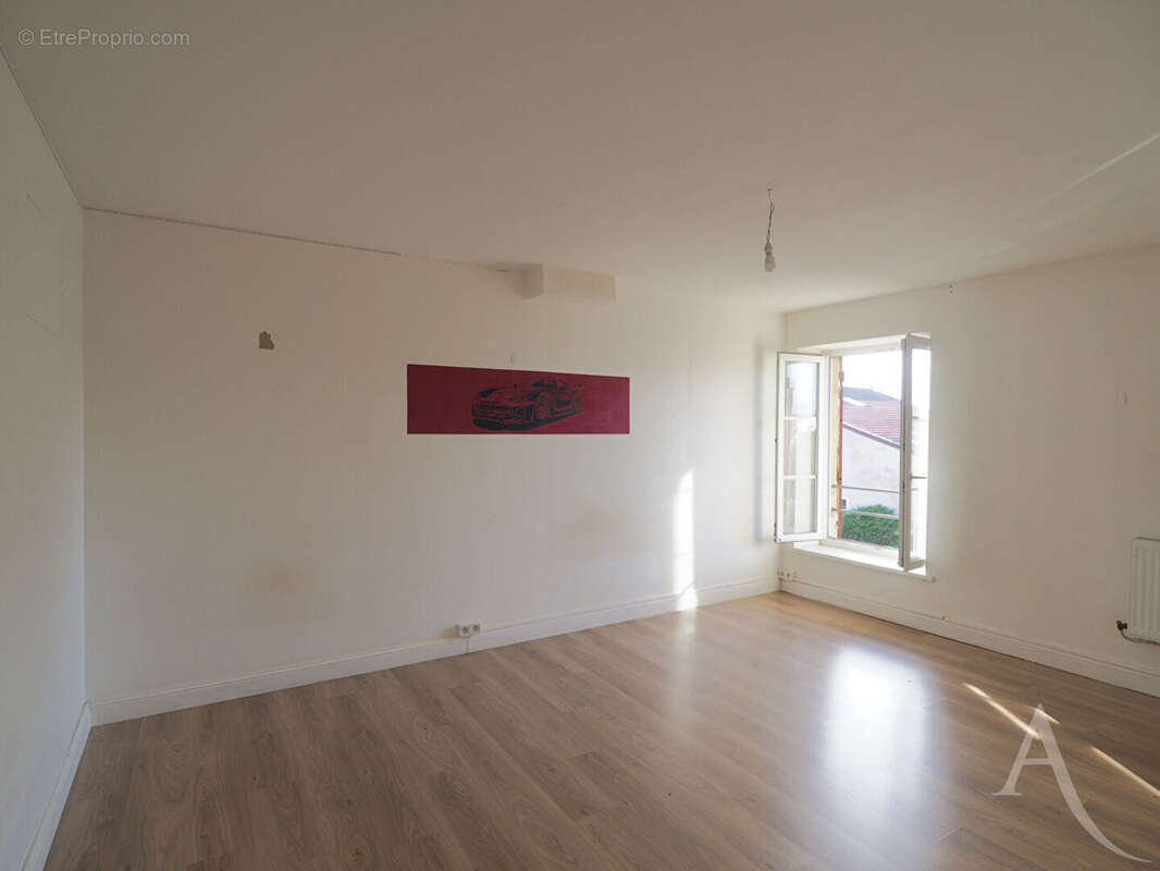 Maison à CHAILLY-LES-ENNERY