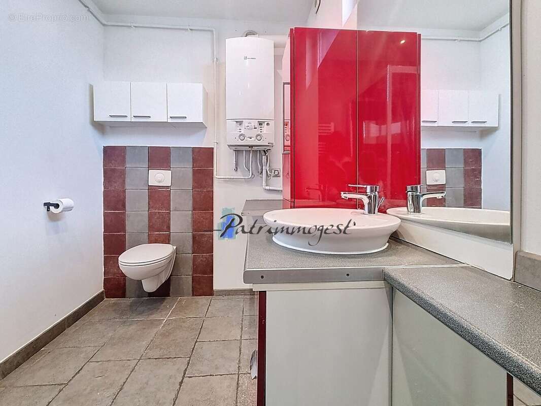 Appartement à SAINT-ETIENNE