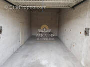 Garage fermé - Résidence sécurisée - Parking à NICE