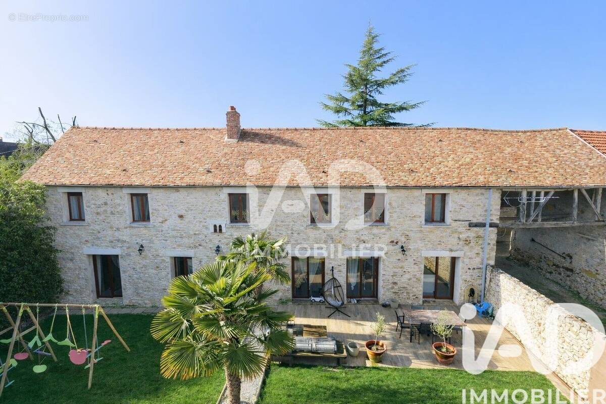Photo 1 - Maison à BOINVILLE-EN-MANTOIS