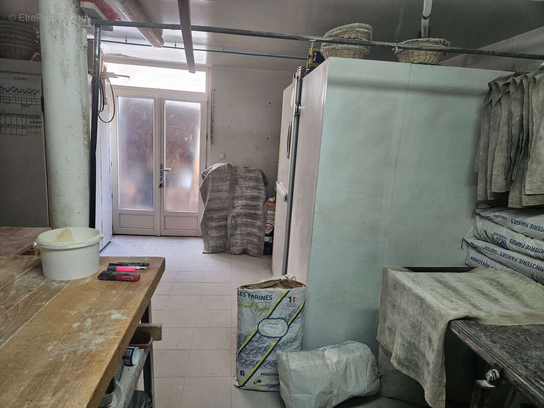 Autre à ESPARTIGNAC