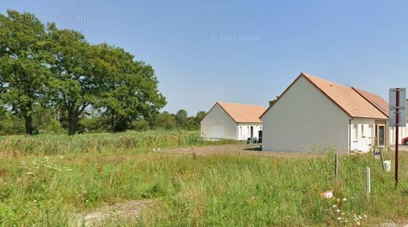 Terrain à SAINT-GERVAIS-EN-BELIN