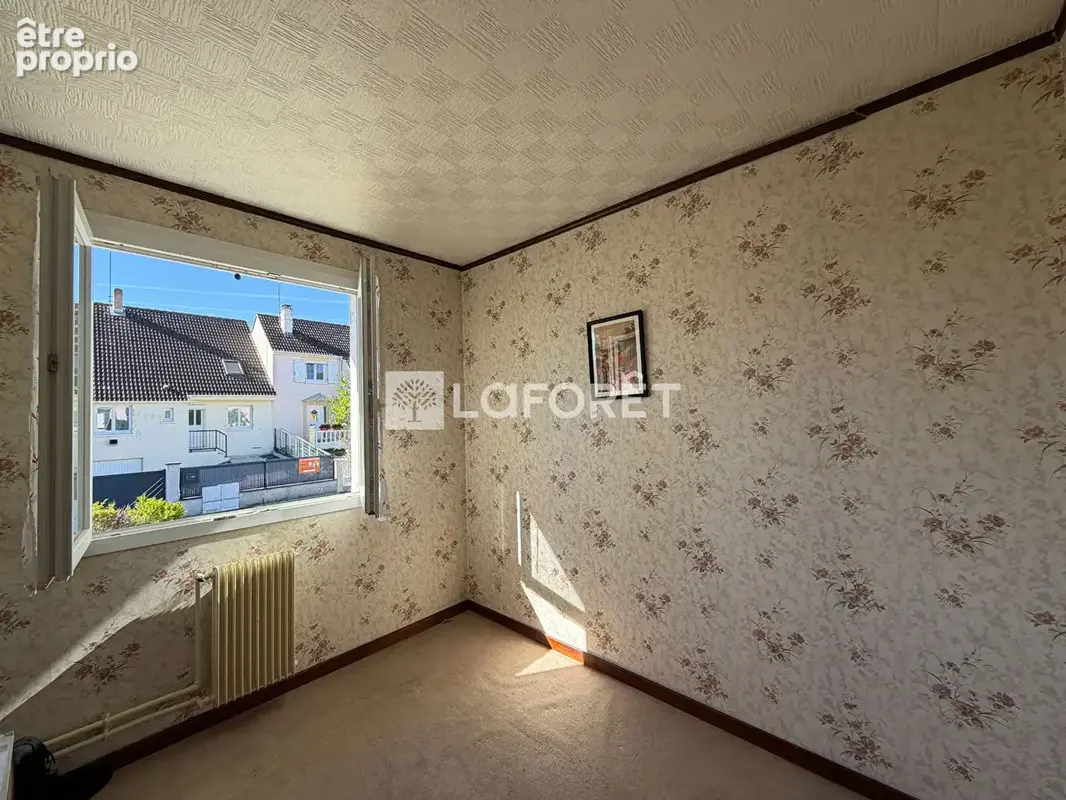 Maison Châlons-en-Champagne 6 pièce(s) 105 m² - photo 3