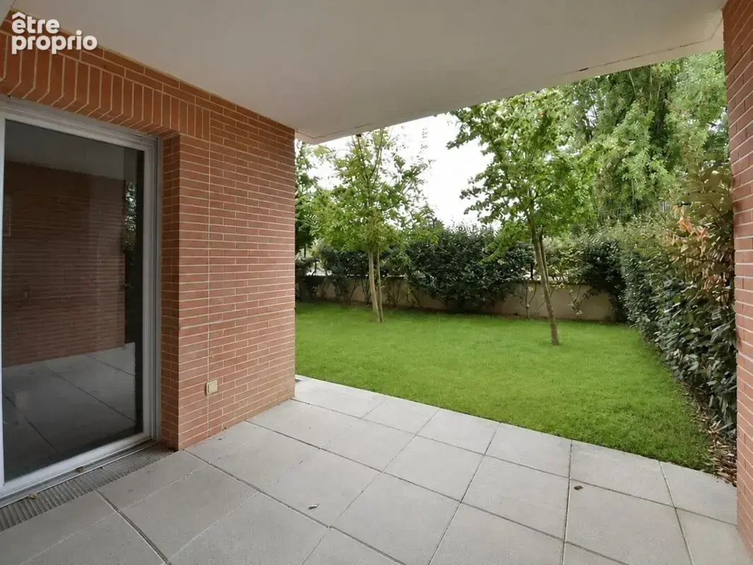 Exclusivité - appartement 2 - terrasse - jardin - 2 parking en sous-sol - photo 2