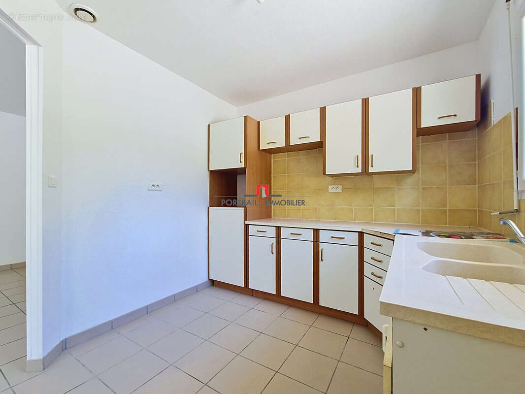 Maison 87 m² à Cavignac  - photo 5