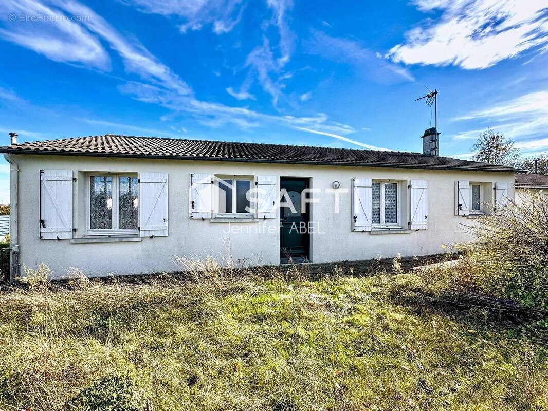 Photo 1 - Maison à LA CHAPELLE-SAINT-LAURENT