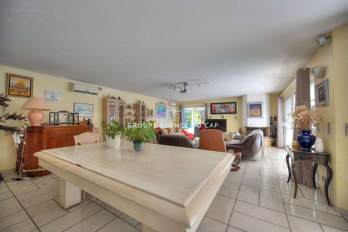 Maison à SAINT-RAPHAEL