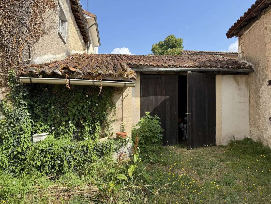 Maison de village avec 2 logements - photo 14