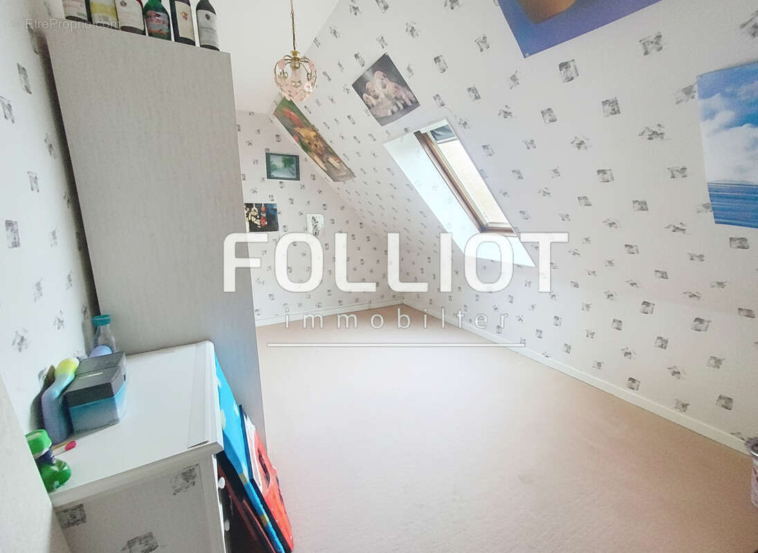 Maison à LA CHAPELLE-JANSON