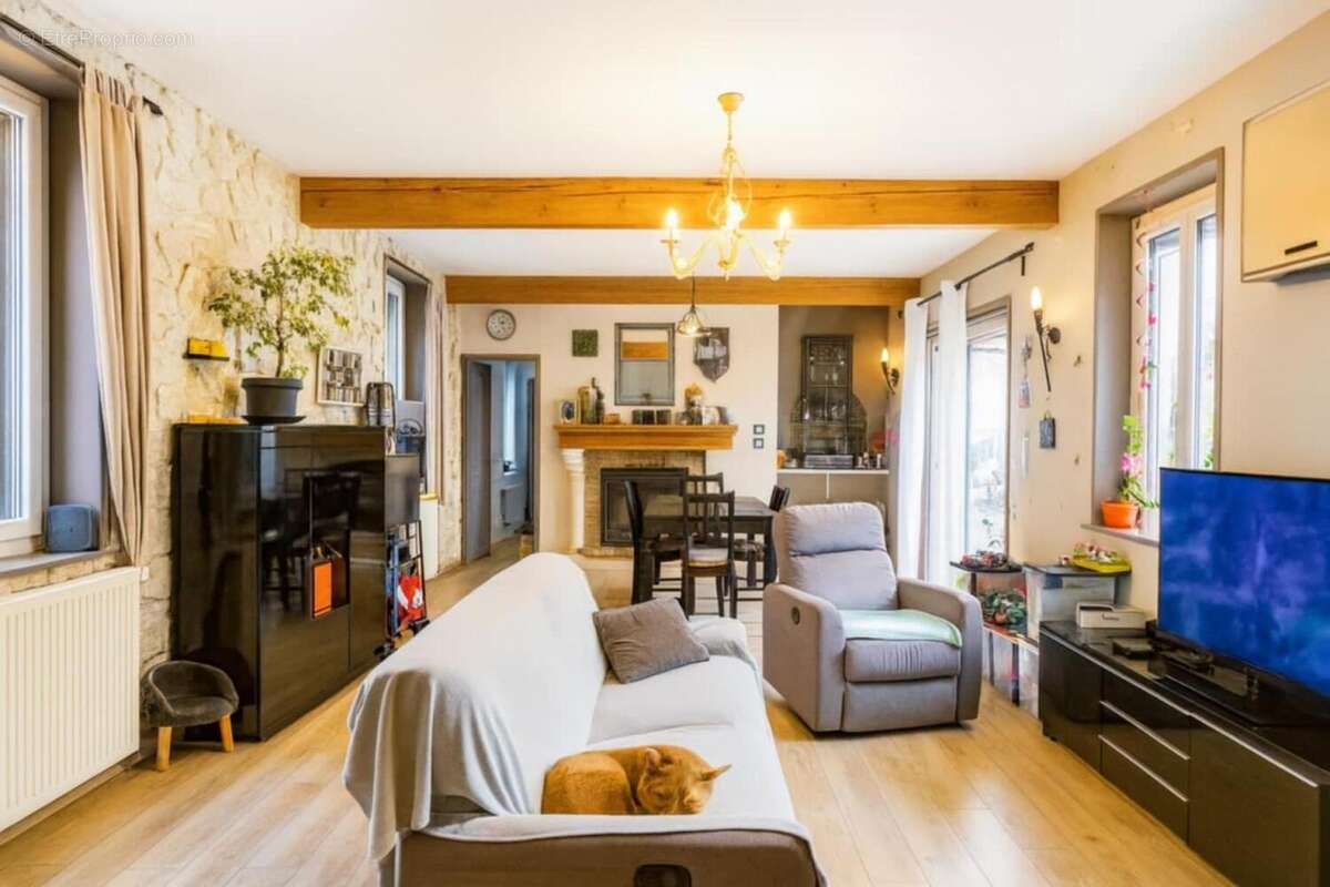 Photo 3 - Maison à MAILLY-MAILLET