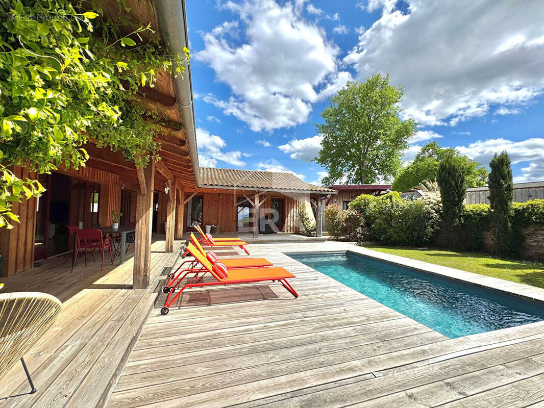 Maison à GUJAN-MESTRAS