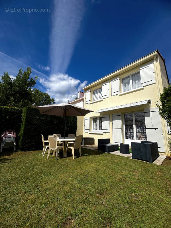 Maison à SAINT-SEBASTIEN-SUR-LOIRE