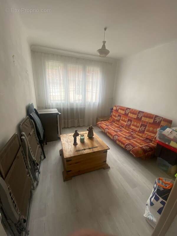 Maison à DECAZEVILLE