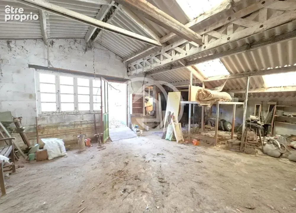 Maison de 104m2 avec hangar et jardin - photo 7