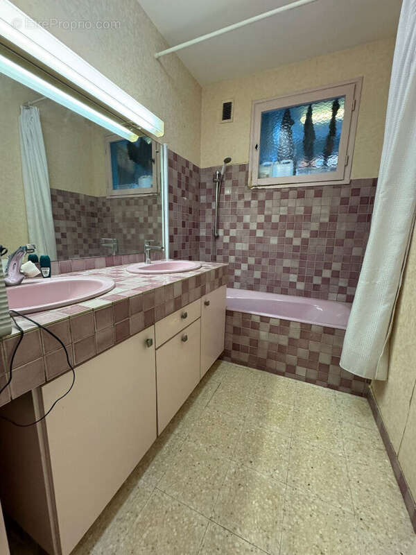 Appartement à PORTES-LES-VALENCE