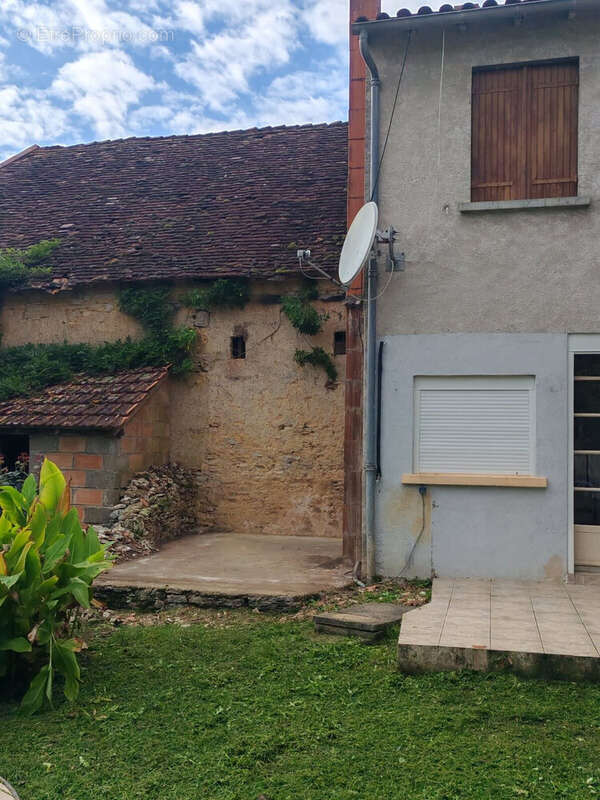 Maison à EXCIDEUIL