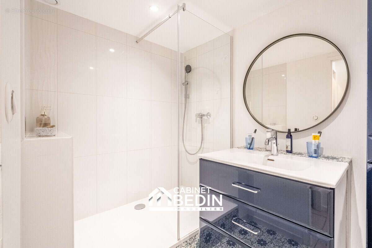 Appartement 81 m² à Blanquefort  - photo 8