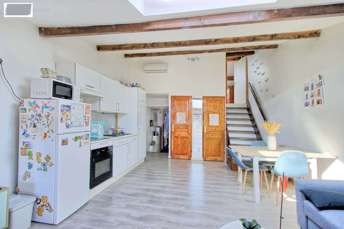 Appartement à CUERS