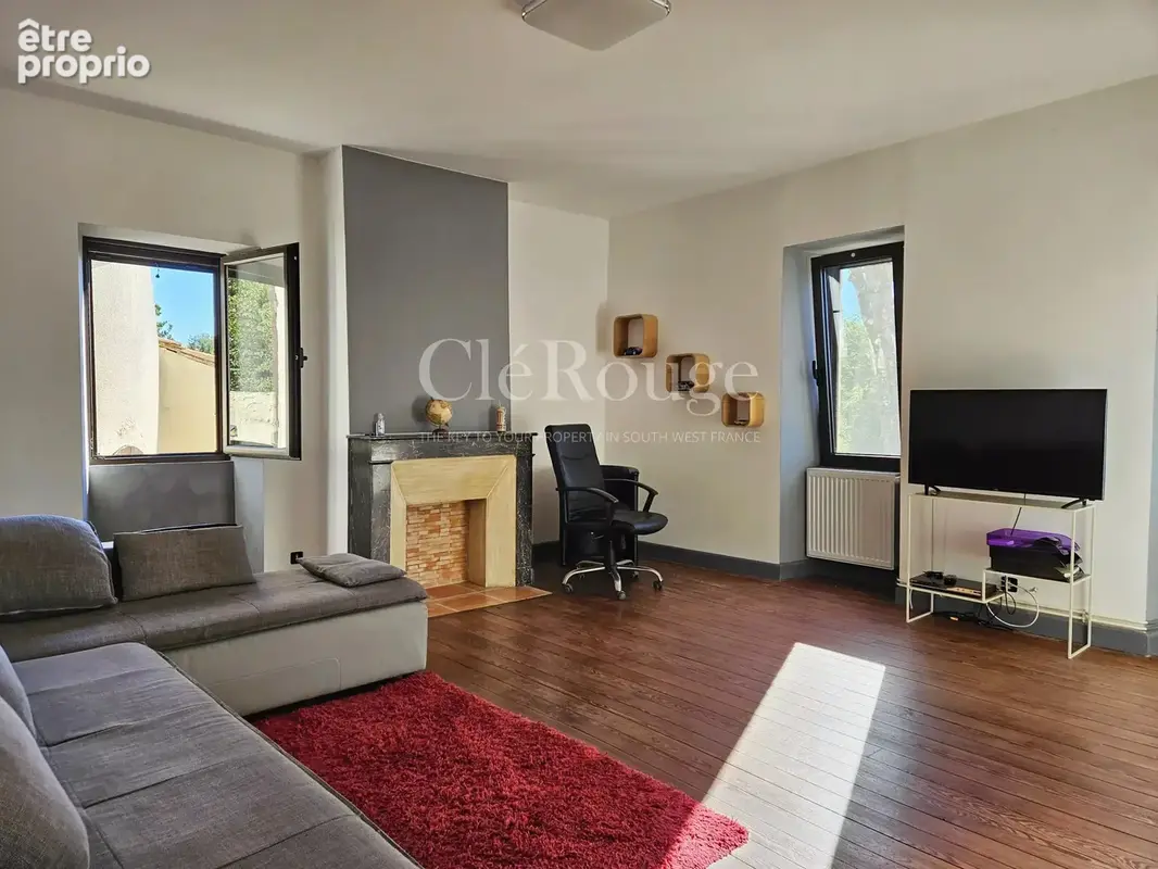 Proche de Monségur - Propriété de caractère en position privée, avec 4 chambres et piscine - photo 6