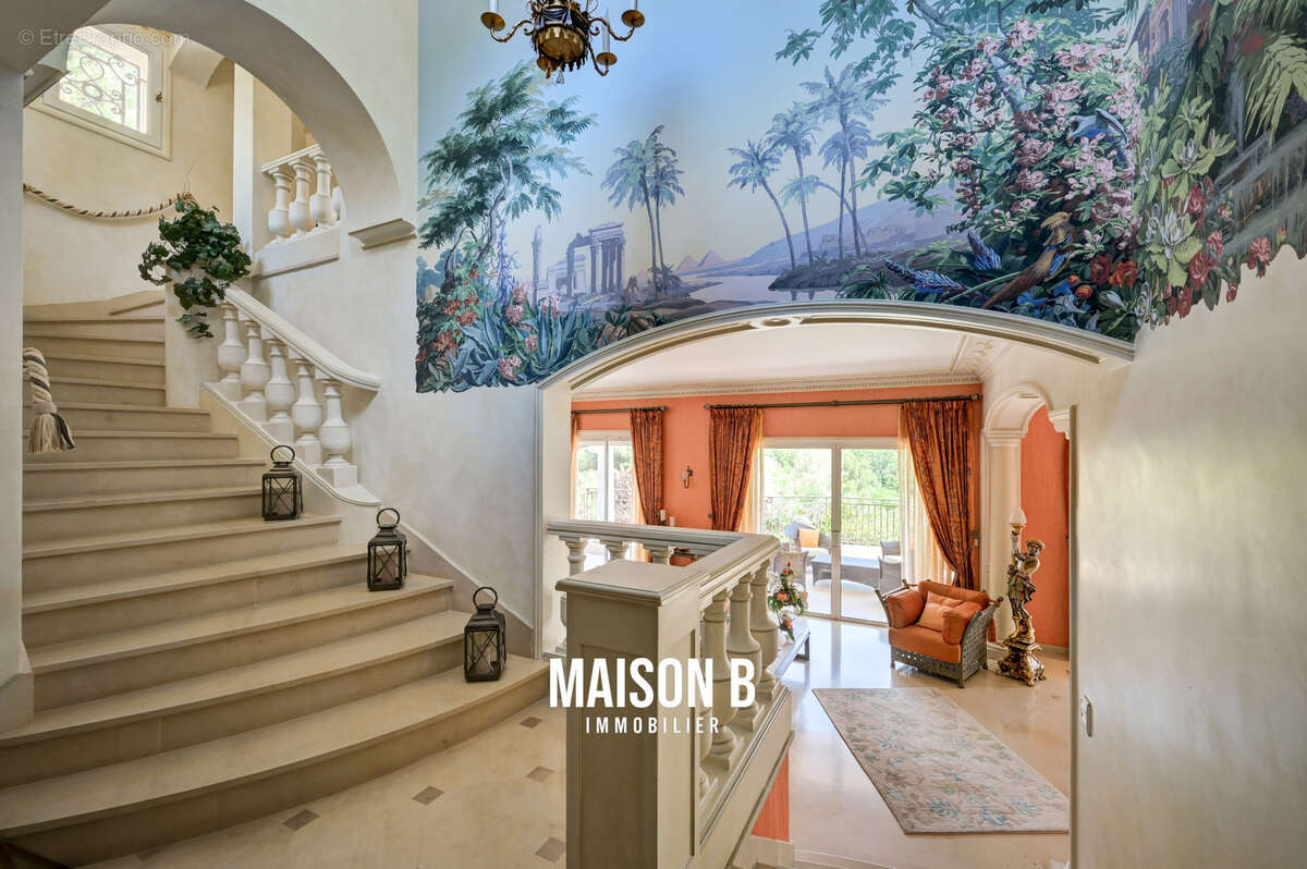 Maison à ROQUEVAIRE
