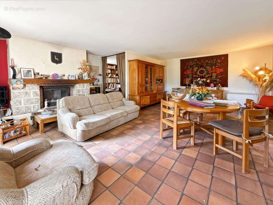 Maison à LA FERTE-IMBAULT