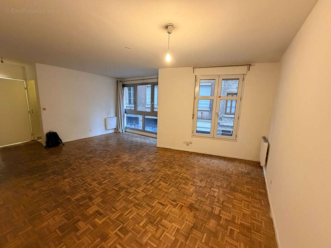 Appartement à LYON-1E