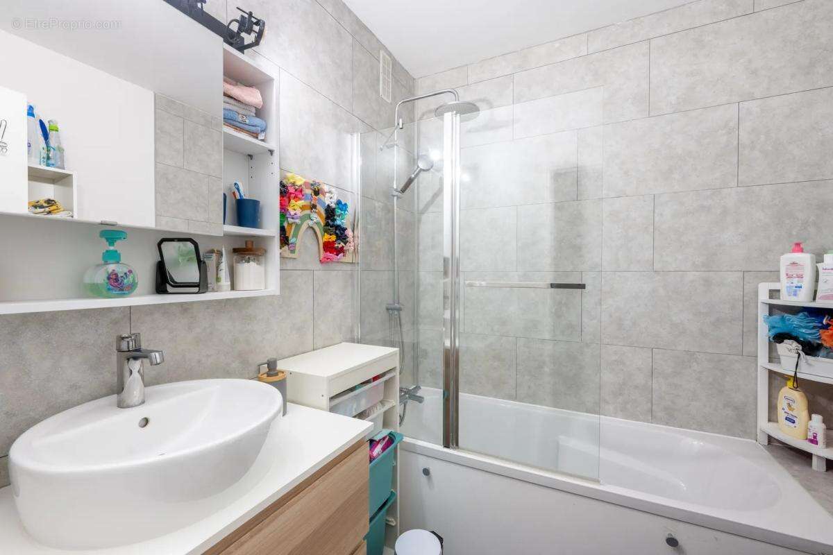 Appartement à AUBERGENVILLE