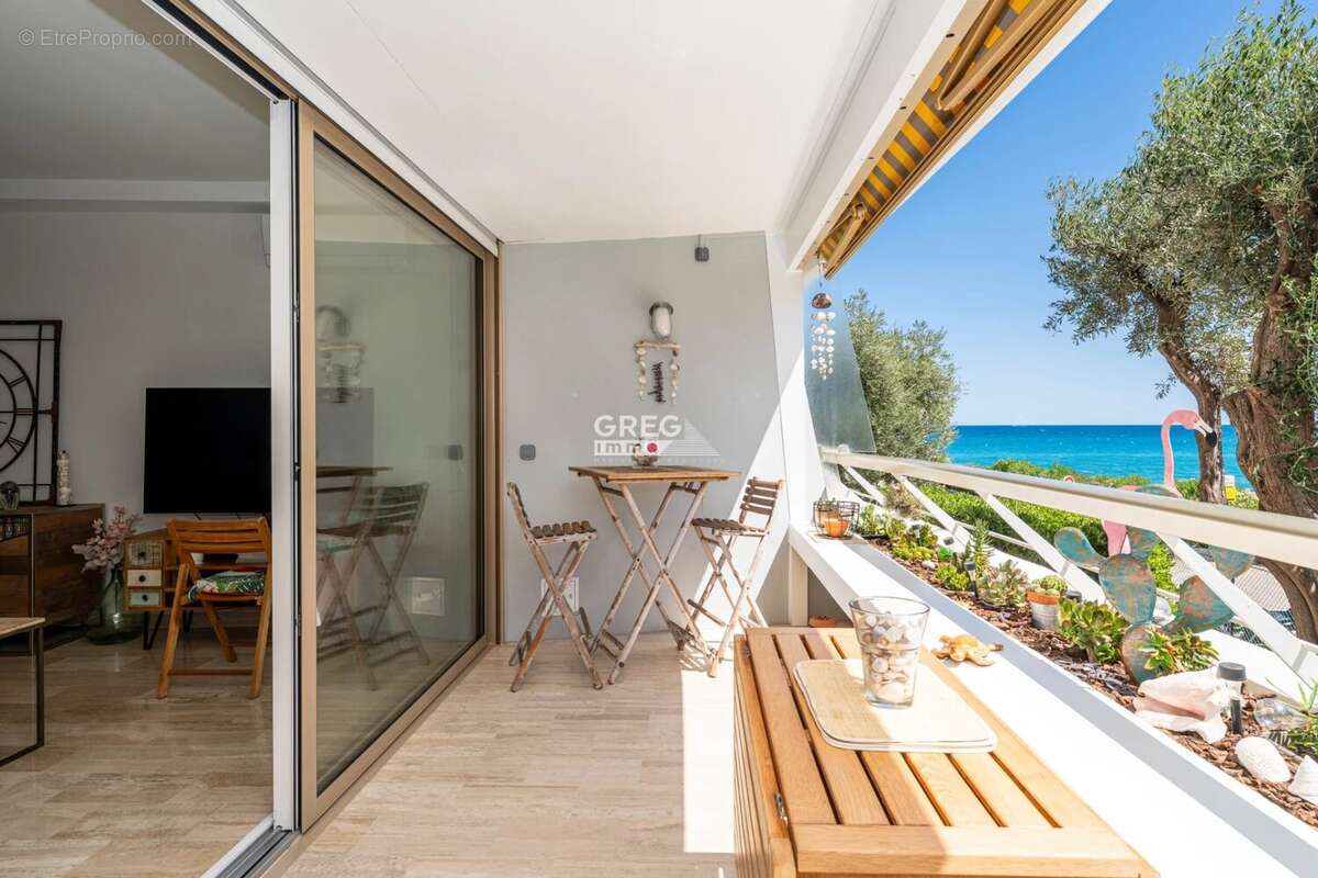 Appartement à VILLENEUVE-LOUBET