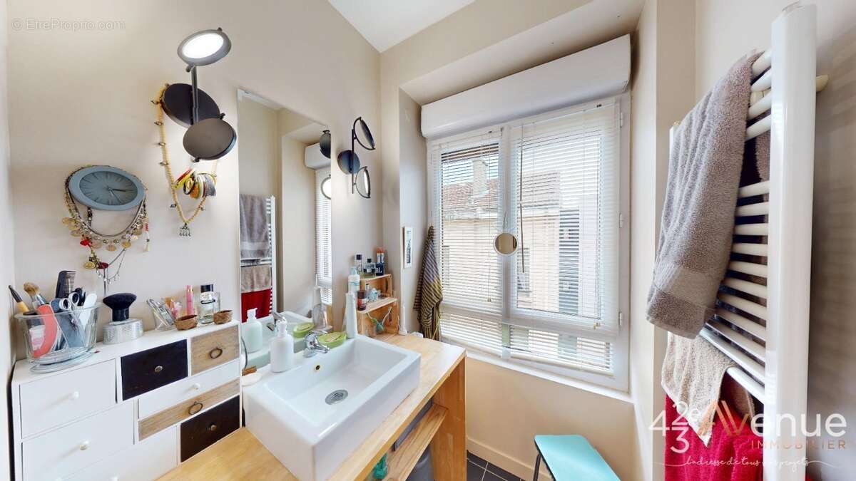 Appartement à SAINT-ETIENNE