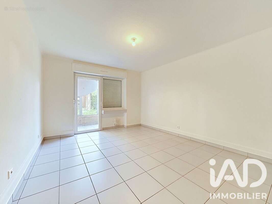 Appartement 92 m² à Havange  - photo 2
