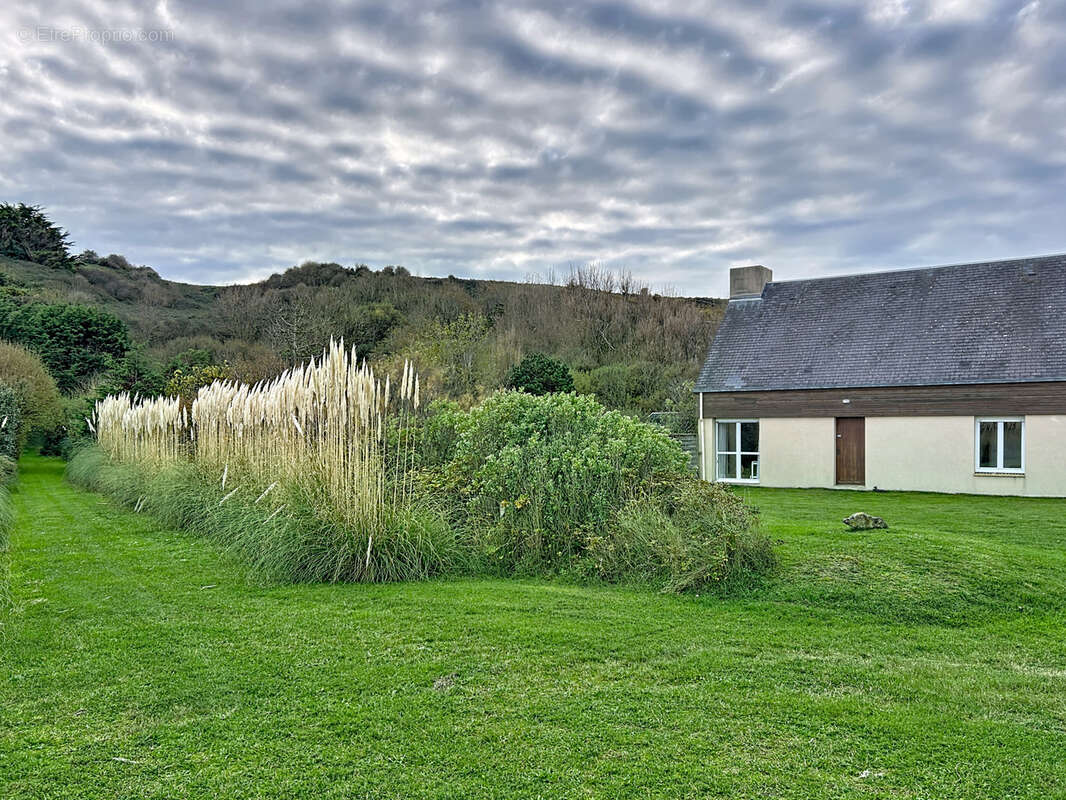 Maison à VIERVILLE-SUR-MER