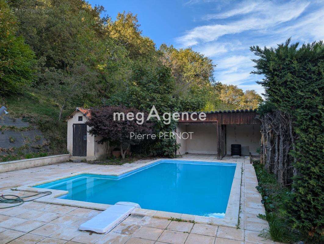 Grande maison familiale avec piscine LES AVALATS - photo 4