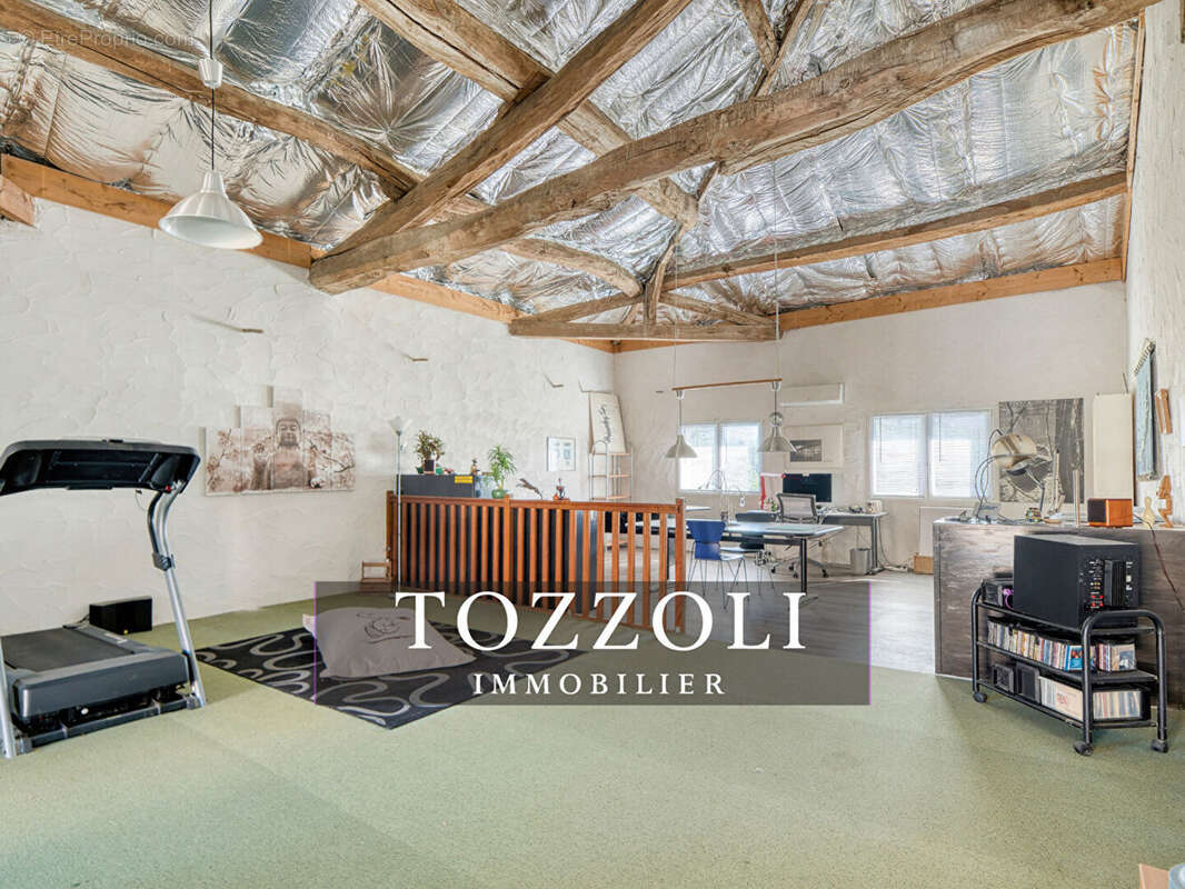 Maison à SAINT-QUENTIN-FALLAVIER